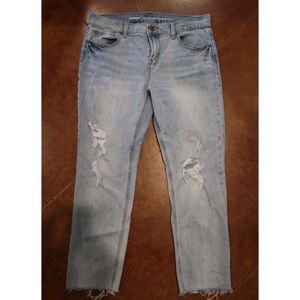 Women’s Distressed Boyfriend Cut Jeans